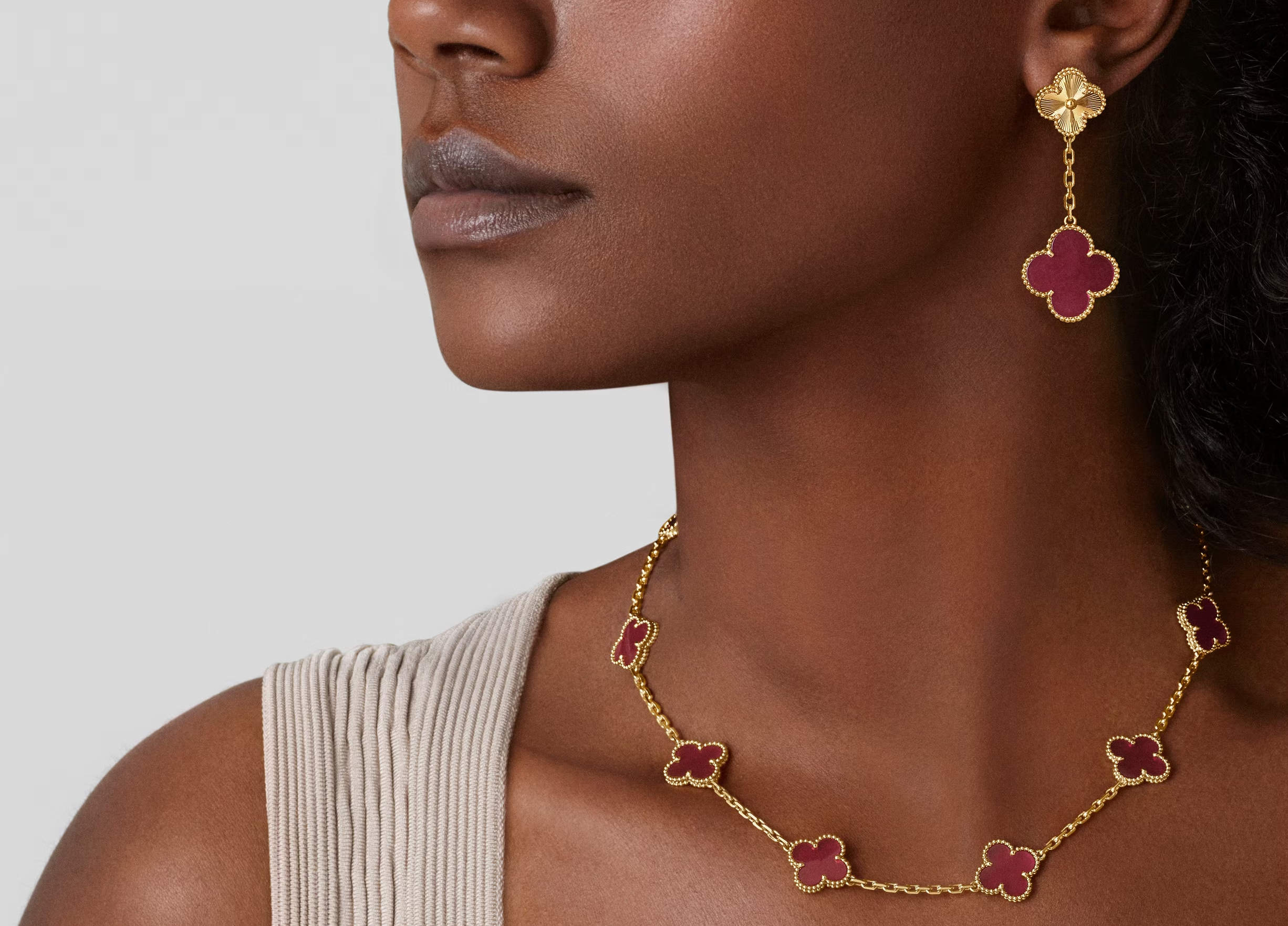 Van Cleef & Arpels.